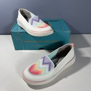 Bzees March On Womens White Rainbow Chevron Slip On Sneakers Washable Size 7 M